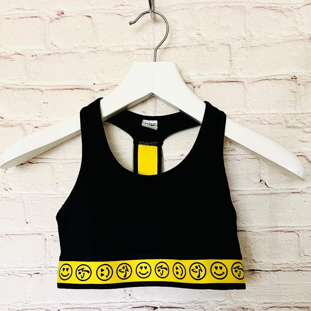 Zumba Smile Scoop Sportsbra